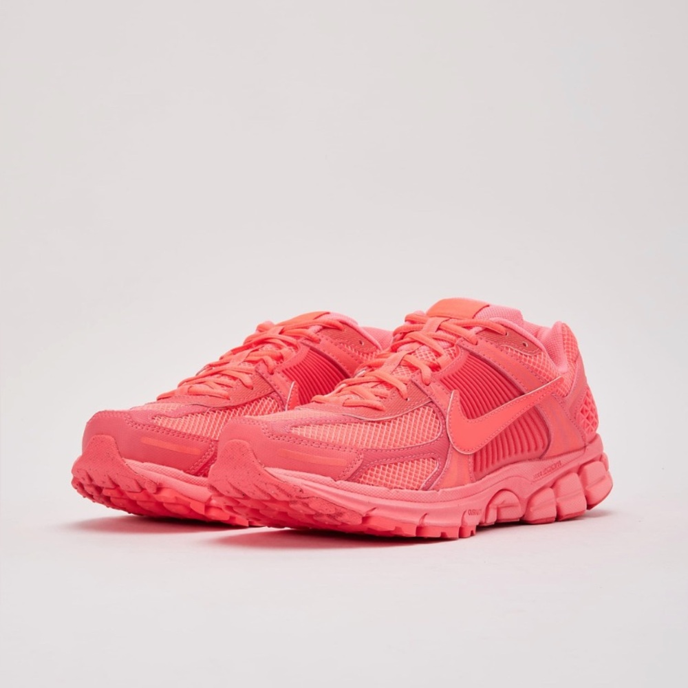 MEN Nike Zoom Vomero 5